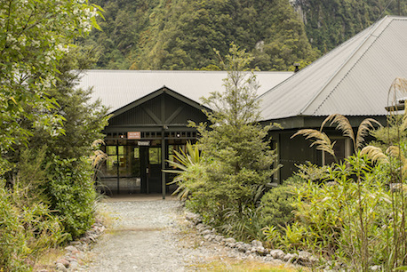 Quintin Lodge Milford Track Ultimate Hikes